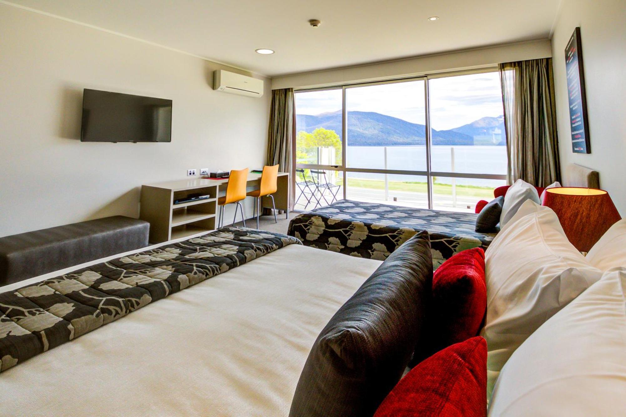 Marakura Deluxe Motel Te Anau Eksteriør bilde
