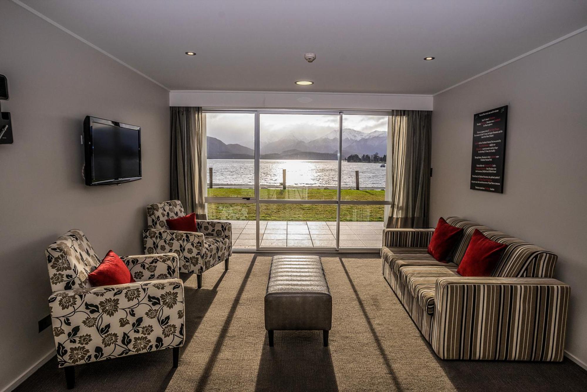 Marakura Deluxe Motel Te Anau Eksteriør bilde