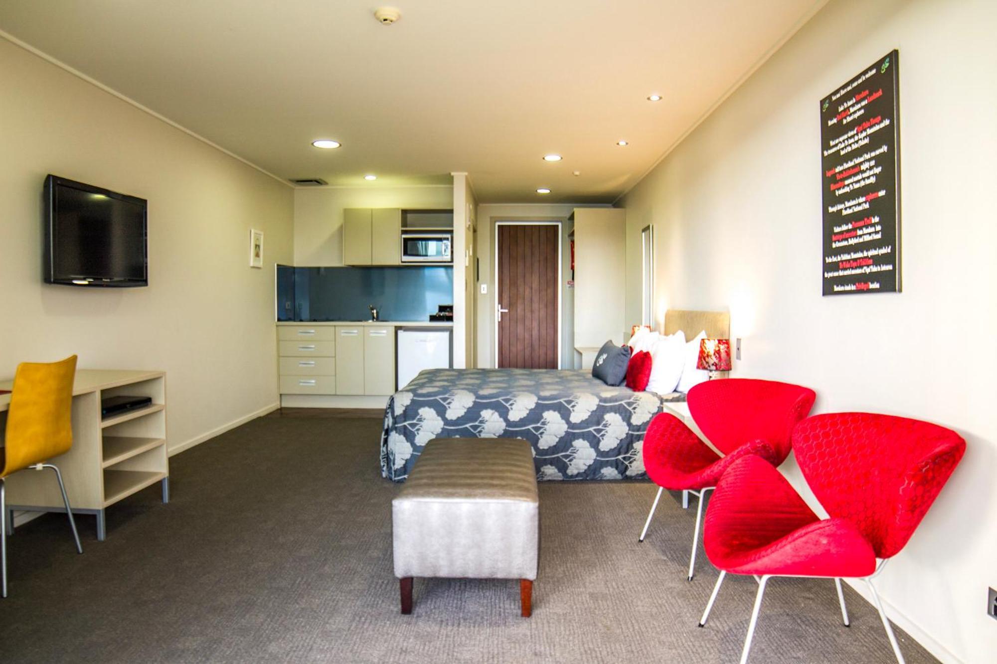 Marakura Deluxe Motel Te Anau Eksteriør bilde