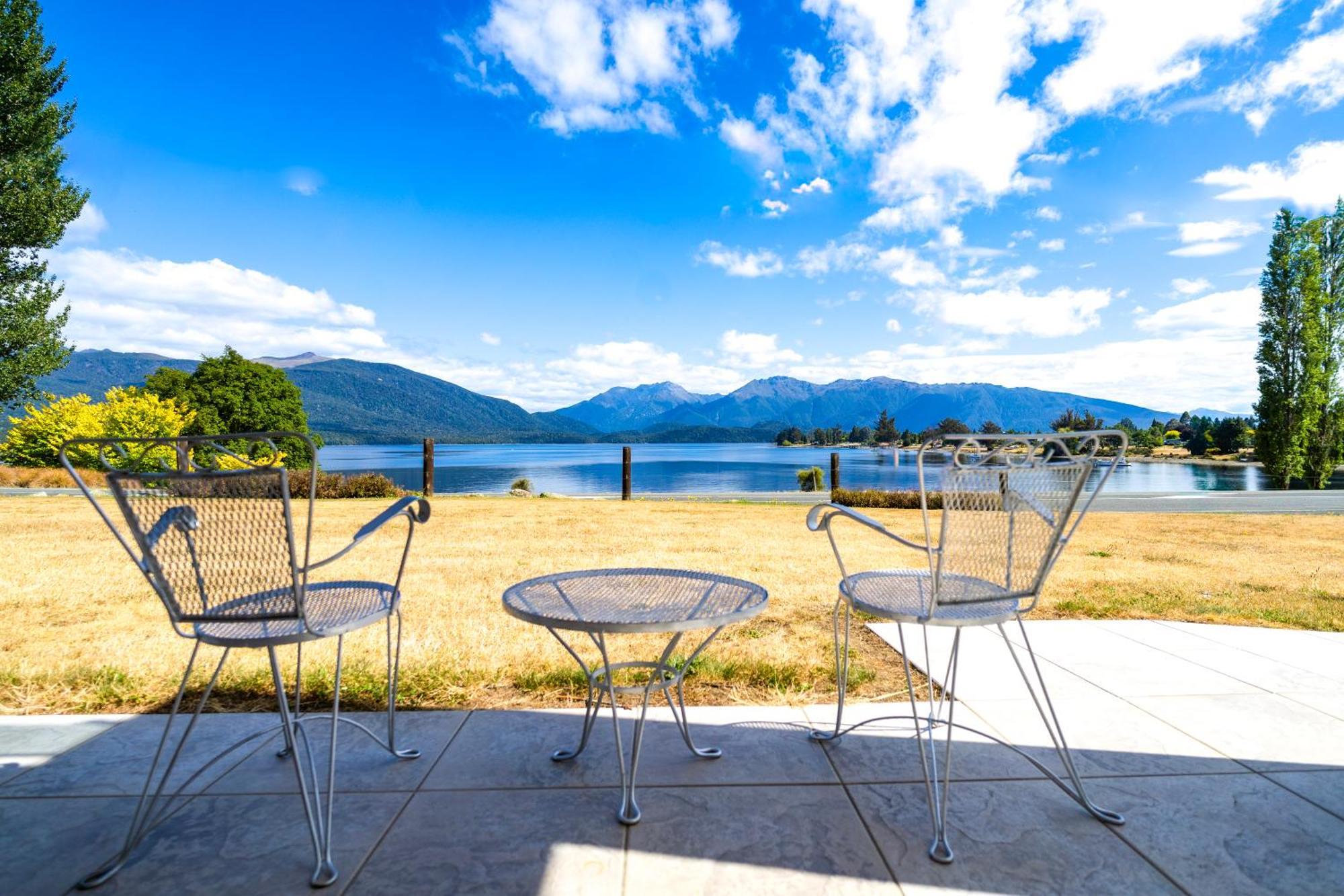 Marakura Deluxe Motel Te Anau Eksteriør bilde