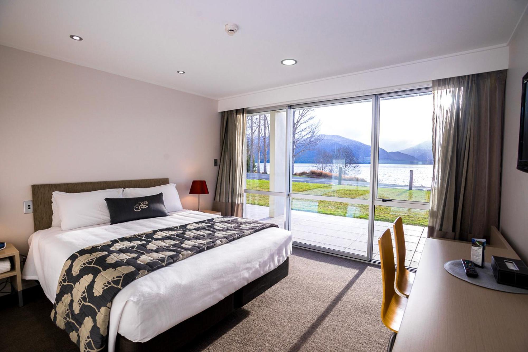 Marakura Deluxe Motel Te Anau Eksteriør bilde