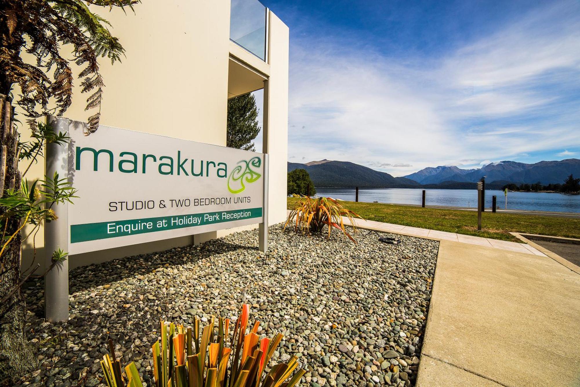 Marakura Deluxe Motel Te Anau Eksteriør bilde