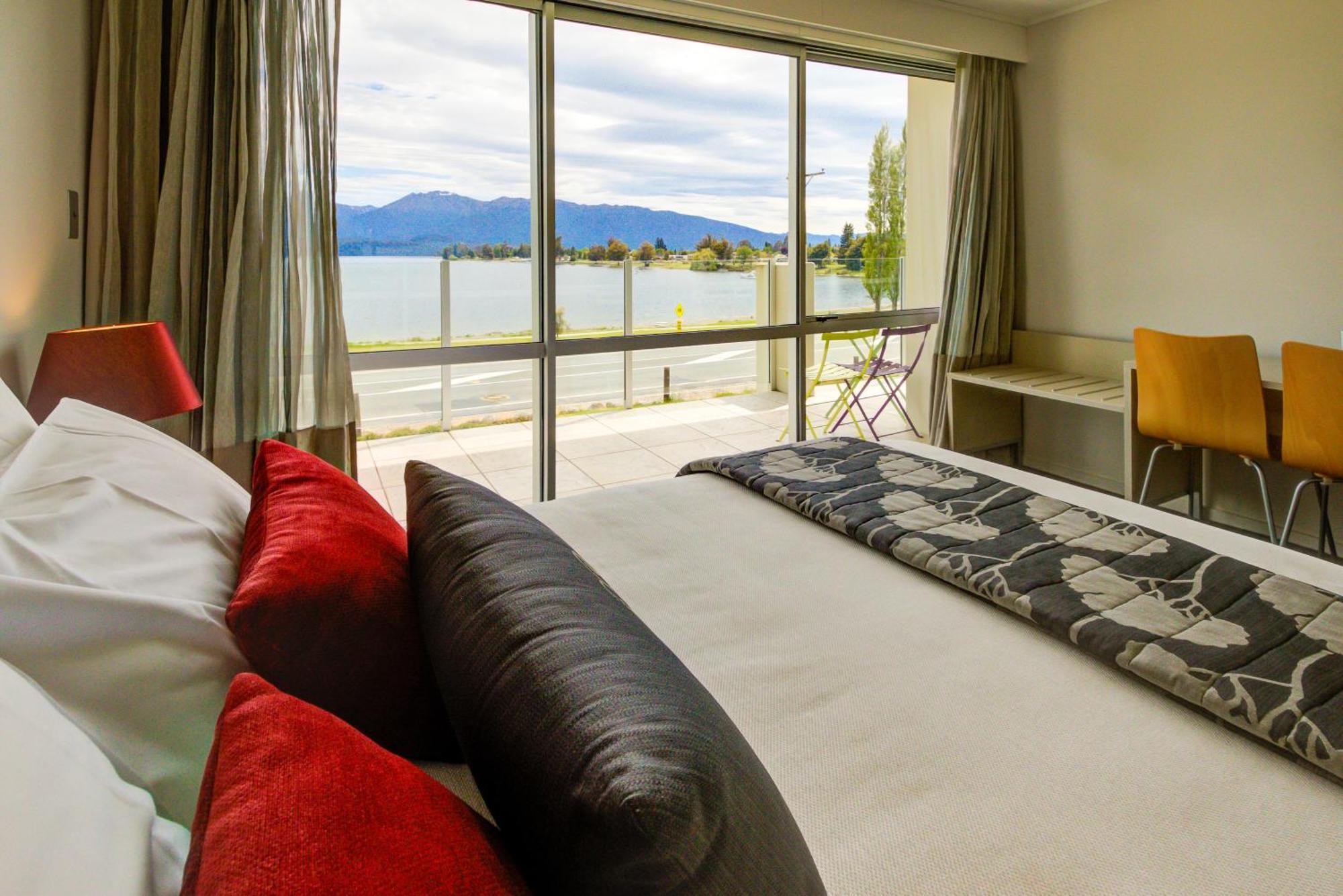 Marakura Deluxe Motel Te Anau Eksteriør bilde