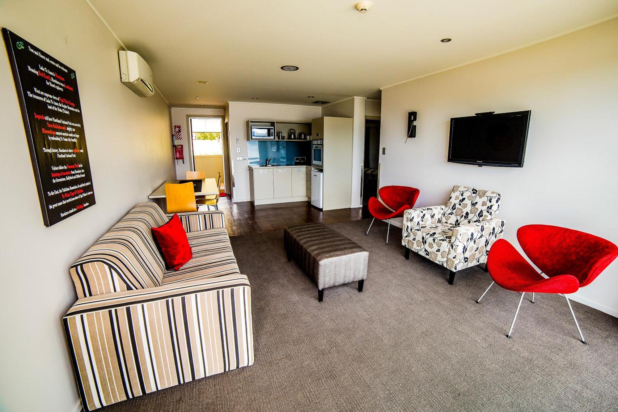 Marakura Deluxe Motel Te Anau Eksteriør bilde