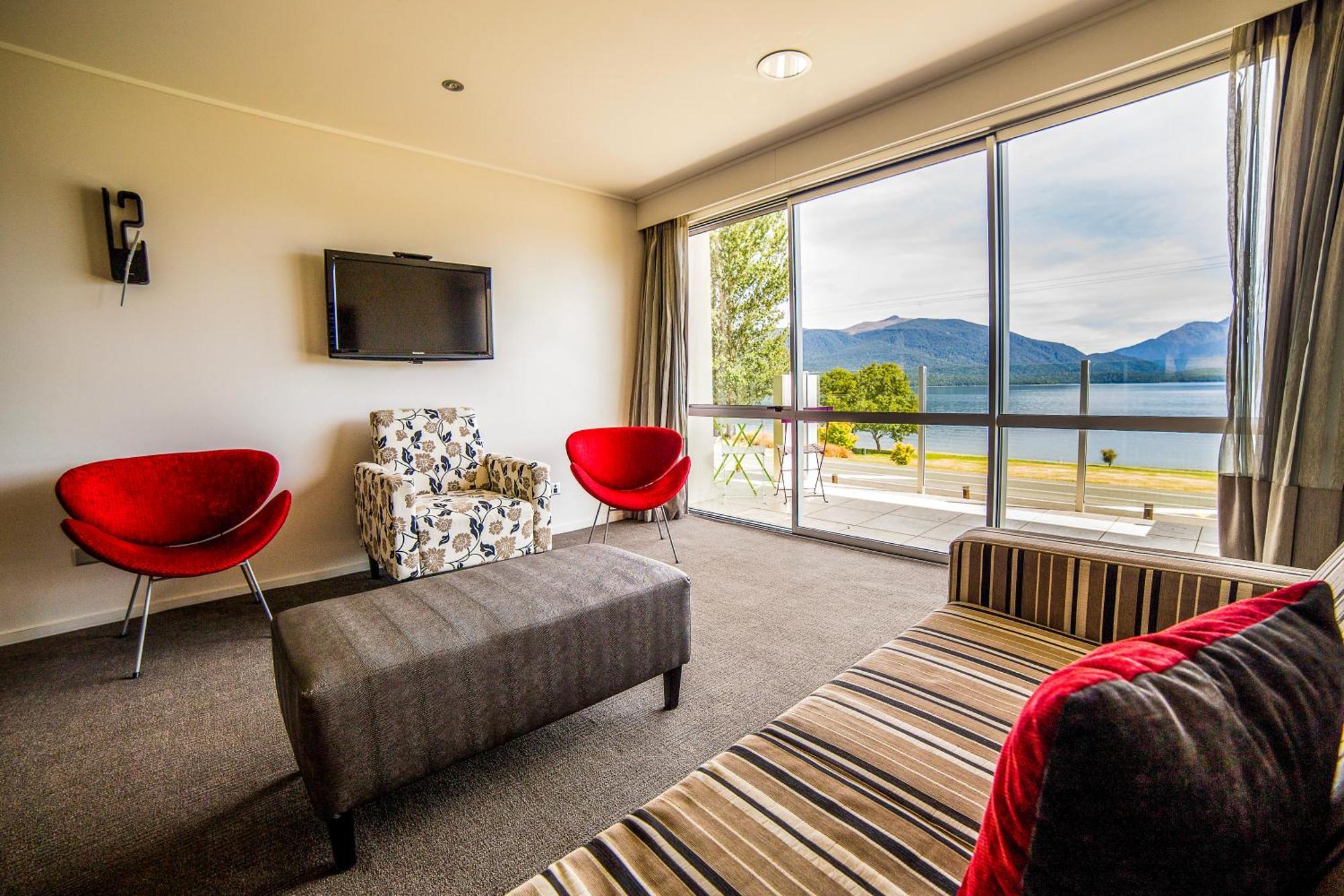 Marakura Deluxe Motel Te Anau Eksteriør bilde